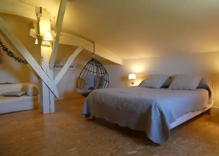 Exceptionnel Loft Style Industriel Equipe 15 Personnes Avec Piscine Et Jacuzzi * Villebramar