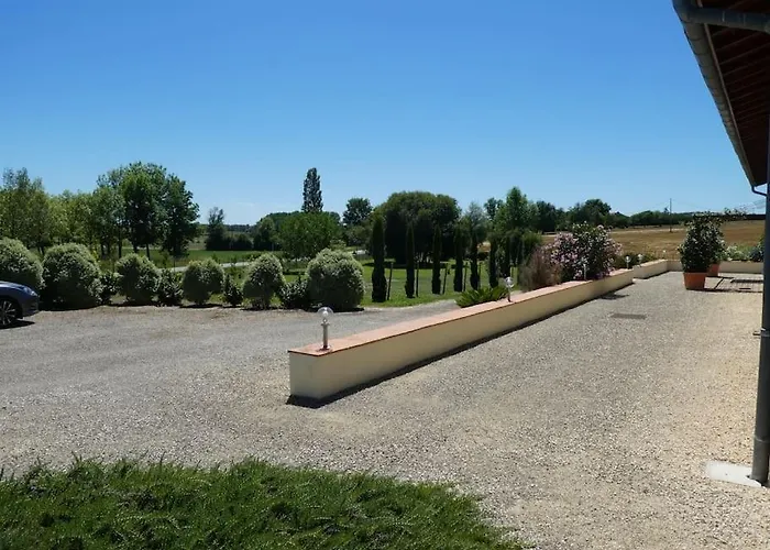 Exceptionnel Loft Style Industriel Equipe 15 Personnes Avec Piscine Et Jacuzzi 別荘 *