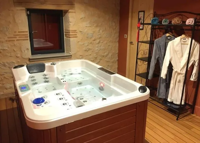 Exceptionnel Loft Style Industriel Equipe 15 Personnes Avec Piscine Et Jacuzzi